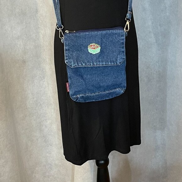 Strawberry Pint Lapel Pin Food Fruit Badge Brooch Accessories Jewelry - Picture 9 of 11